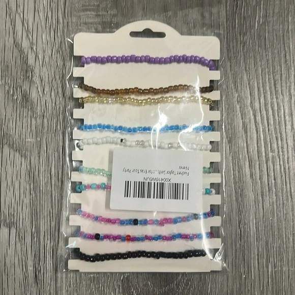 Taylor Swift Friendship Bracelets - Picture 2 of 2